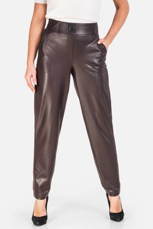 Γυναικείο δερμάτινο παντελόνι 8390-21 Neymaz